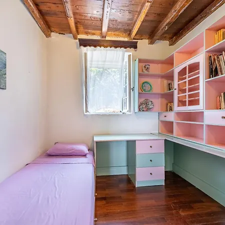 Priest's Traditional Mansion Holiday home Corfu (city)